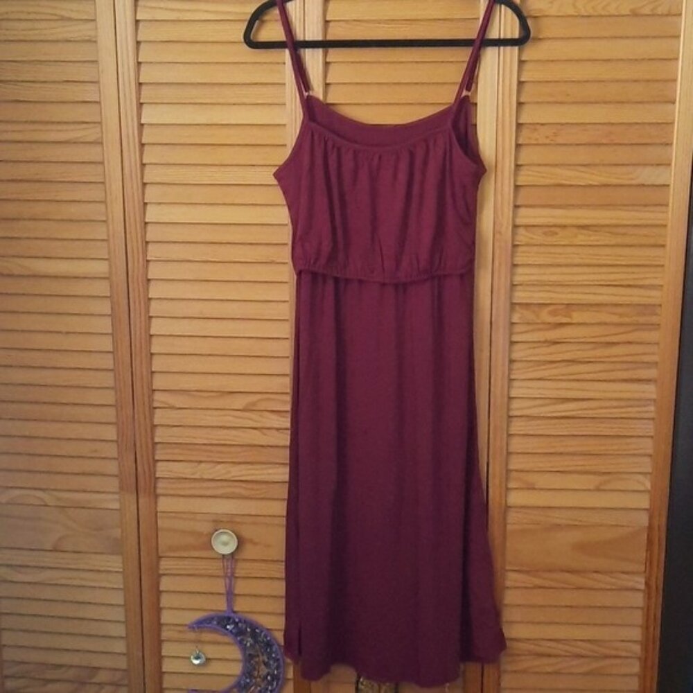 Tillyou NWT Wine Red Maternity Adjustable Spaghetti Straps Midi Slip Dress SizeS